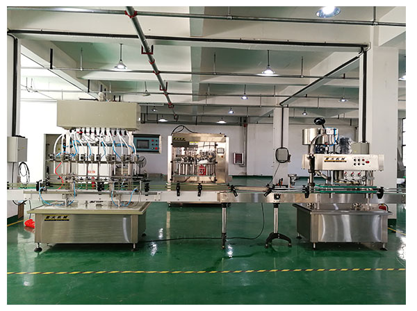 全自動(dòng)液體灌裝機(jī)械設(shè)備